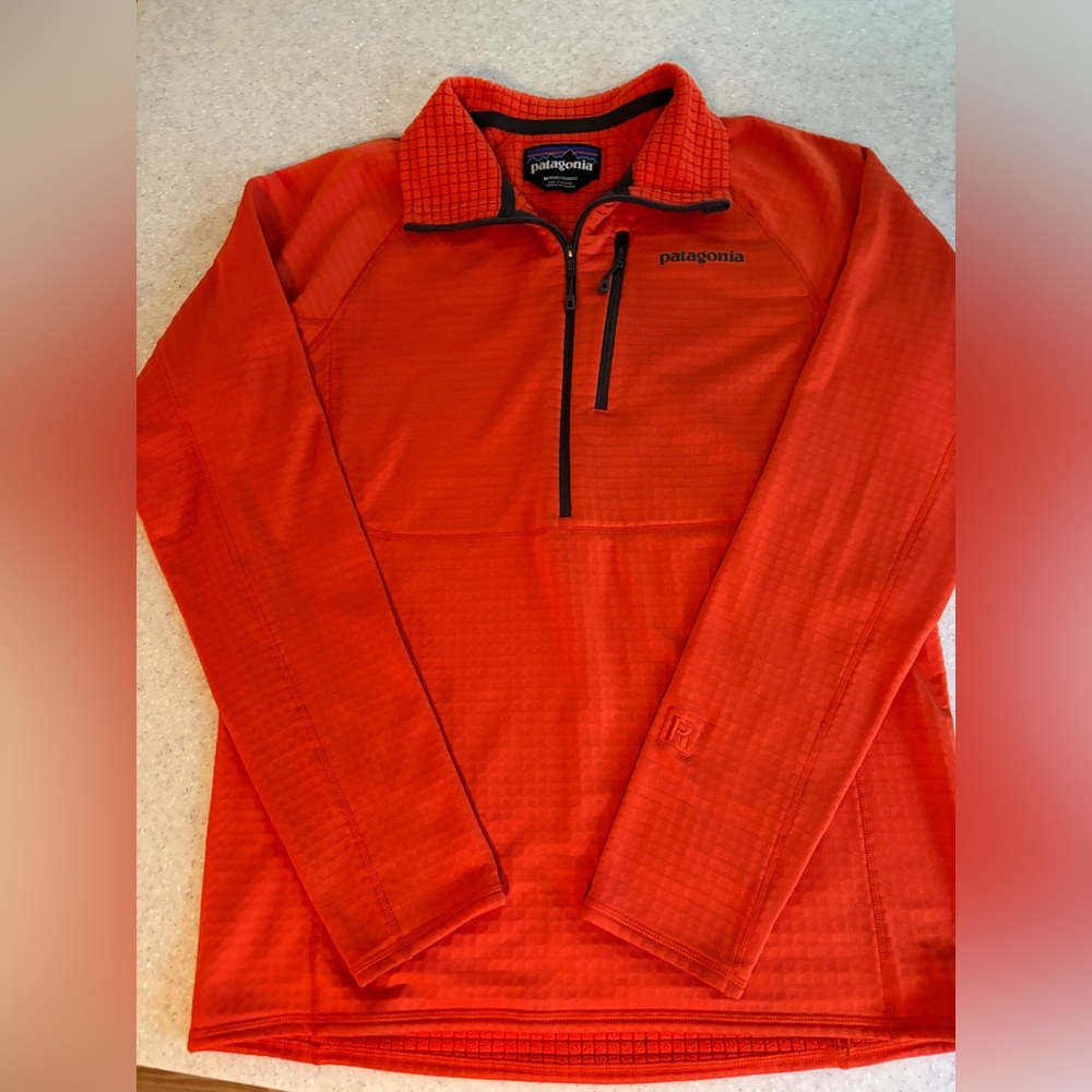 Patagonia Men’s Half Zip Pullover Size M